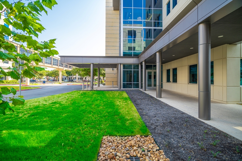 Oak Hills Women’s Pavilion